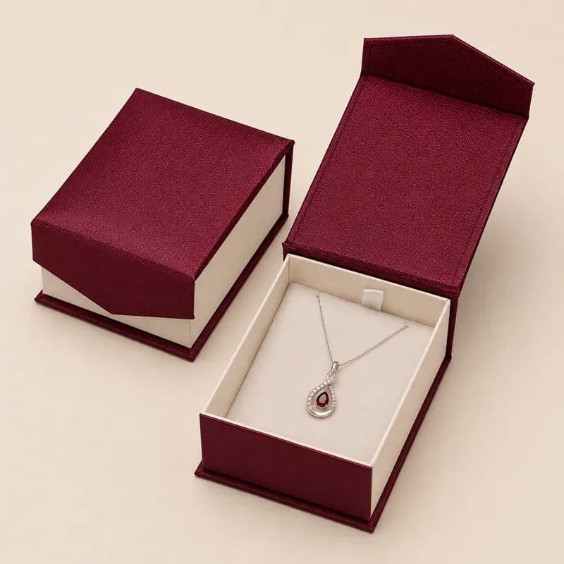 Necklace Boxes